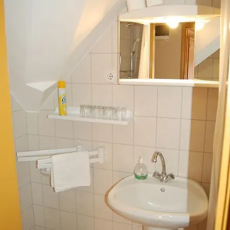 Gæstehus Judit Panzio 3*