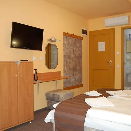 Judit Panzio Gæstehus Gyulakeszi