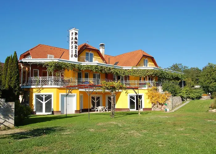 Guest house Judit Panzio Gyulakeszi